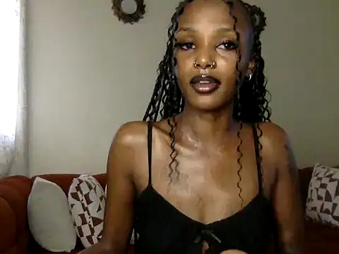 Snapshot of mavelous_mia chatting on May 26, 2026, 12:45 pm mavelous mia online show from May 26, 2026, 12:45 pm