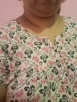 Ravina patil1 online show from June 18, 2026, 9:09 am