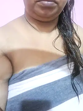 Ravina patil1 online show from July 18, 2026, 3:54 am