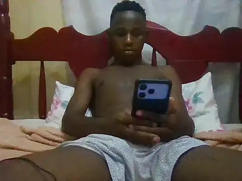 swthairydic online show from May 18, 2026, 2:07 am