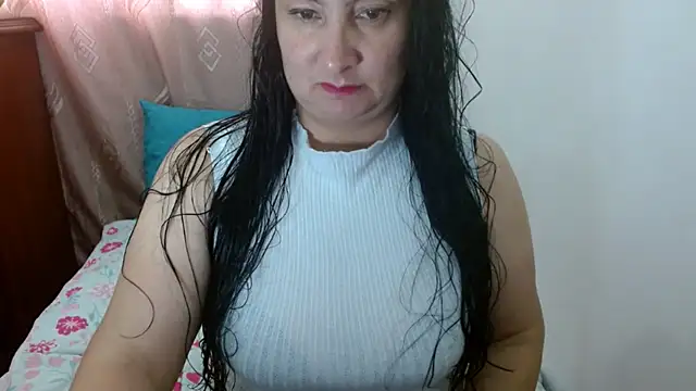 Snapshot of Ashyle chatting on June 29, 2026, 8:20 pm Ashyle online show from June 29, 2026, 8:20 pm