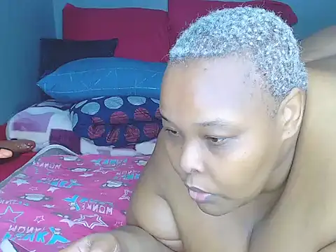Snapshot of fatafricanqueen chatting on July 22, 2026, 7:00 am fatafricanqueen online show from July 22, 2026, 7:00 am