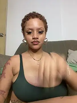 Snapshot of Charlotee_ chatting on July 28, 2026, 7:04 am Charlotee online show from July 28, 2026, 7:04 am