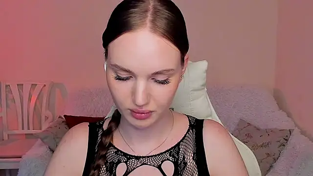 MishkaMe online show from July 10, 2026, 3:47 pm