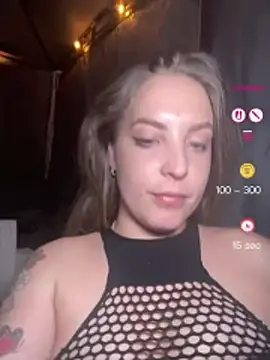 LiliMorganxxx online show from July 28, 2026, 8:52 pm