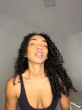 nicoleebony1 online show from July 22, 2026, 7:05 pm