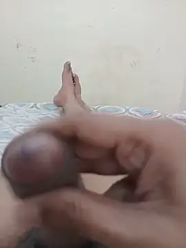 AUNTY1984 online show from May 22, 2026, 8:53 am