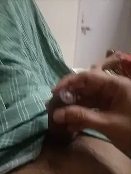 AUNTY1984 online show from June 20, 2026, 5:16 pm