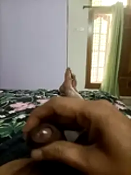 AUNTY1984 online show from July 19, 2026, 5:11 am