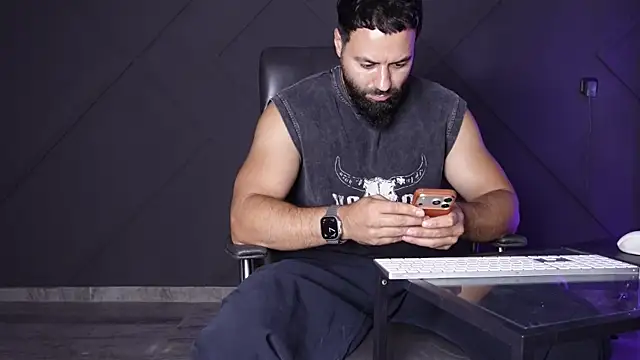 mattmasterss online show from July 4, 2026, 9:10 pm