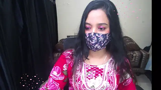 Arushisingh8888 online show from June 17, 2026, 2:07 pm