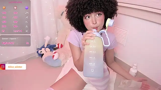 Alice winter  online show from June 25, 2026, 5:12 am