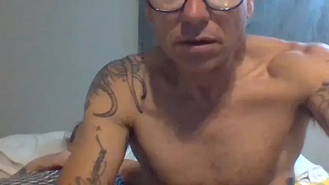 Pcsammy73 online show from May 17, 2026, 8:01 am