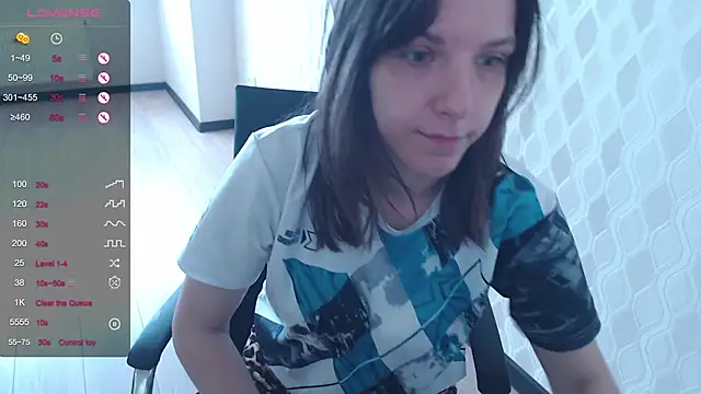 LisaHeart online show from May 31, 2026, 3:52 pm