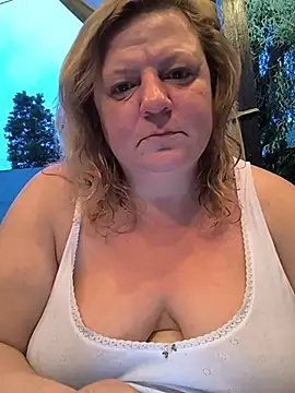 jusichka online show from July 19, 2026, 6:11 pm