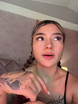 Arianavillada online show from June 13, 2026, 3:48 am
