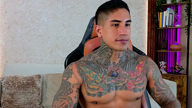 AdanReilly online show from May 13, 2026, 4:15 pm