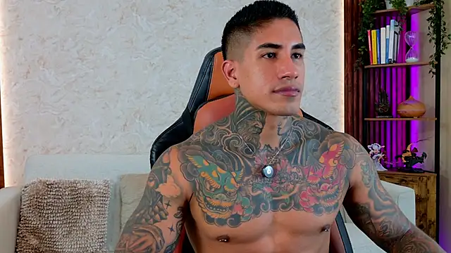 AdanReilly online show from May 28, 2026, 12:46 pm
