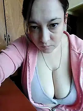 ViolaBloom online show from February 27, 2026, 11:54 am