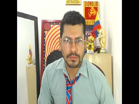 MikeRiverx online show from July 24, 2026, 4:32 am