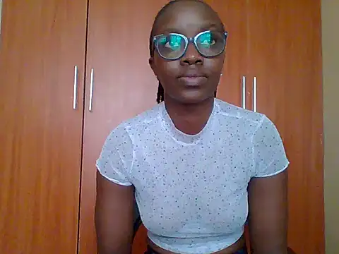 sexy darleen23 online show from June 3, 2026, 7:11 am