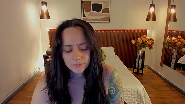 KatherineBond online show from May 30, 2026, 6:05 pm