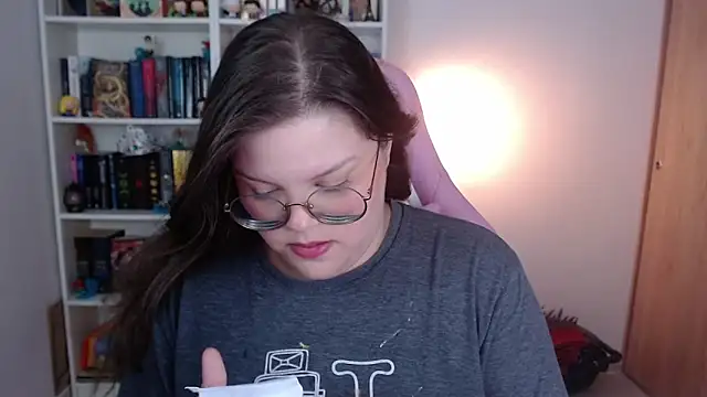 Gabiwaifu online show from May 24, 2026, 1:10 am