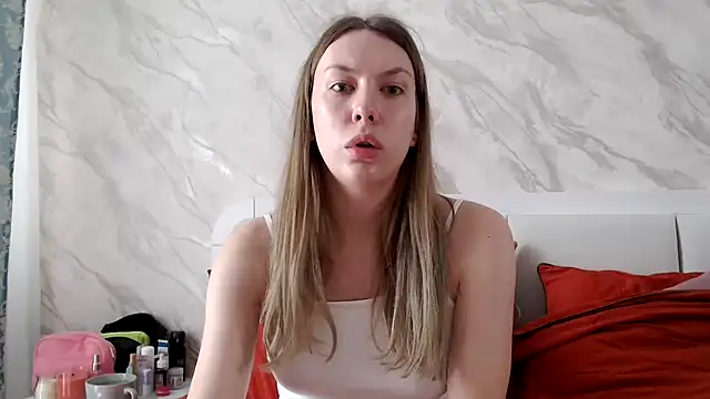 Scarlettford online show from June 13, 2026, 11:41 am