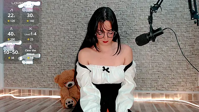 emma unu online show from June 21, 2026, 2:47 am