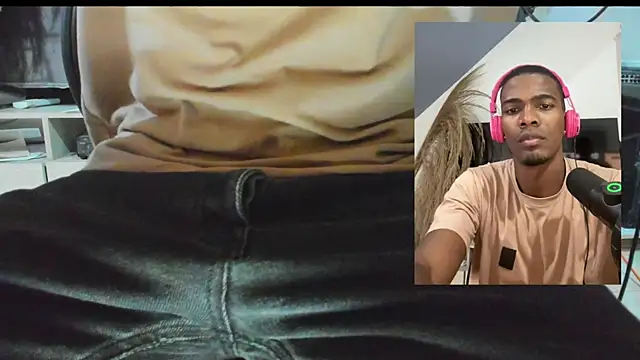 Lonelyfetishguy online show from June 23, 2026, 5:55 pm