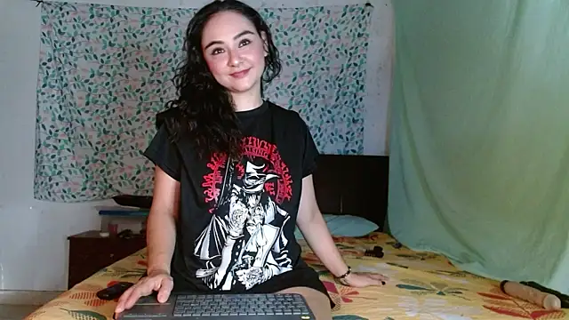 Kaory 32 online show from August 1, 2026, 5:01 pm