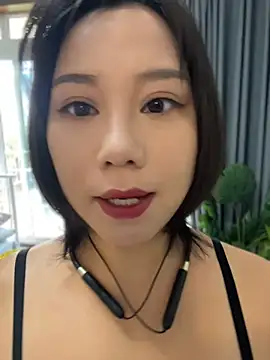 Eliza-E online show from August 1, 2026, 1:38 am