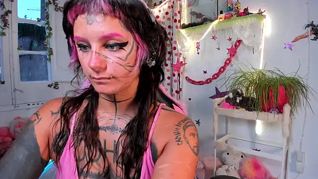 lady sontse  online show from July 11, 2026, 7:27 pm