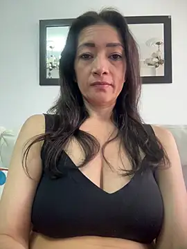 Yulia sx online show from July 2, 2026, 10:27 pm