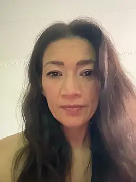 Yulia sx online show from July 11, 2026, 9:38 pm
