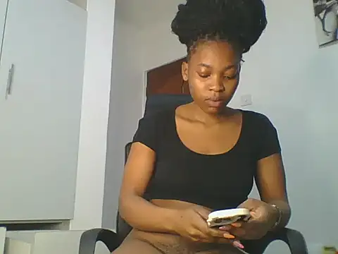  Becky002 online show from July 24, 2026, 9:18 am