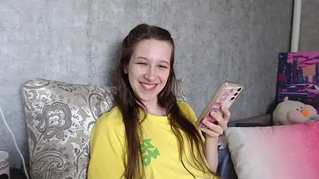 ur kitty   online show from July 19, 2026, 3:32 am