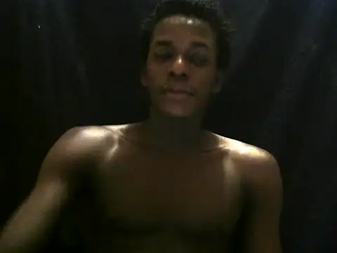 Snapshot of Bigras0011 chatting on June 7, 2026, 8:45 pm Bigras0011 online show from June 7, 2026, 8:45 pm