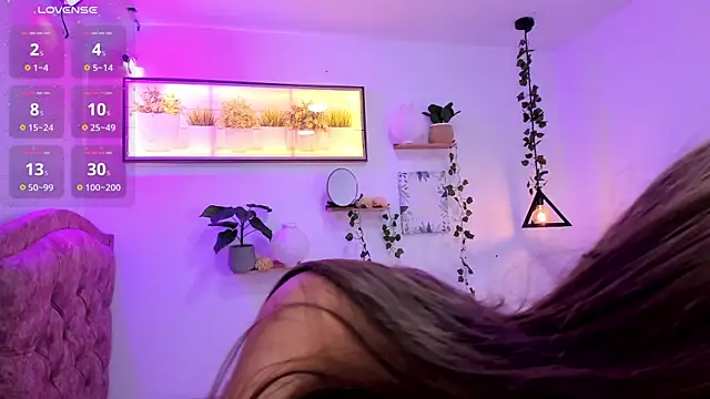 Ashlyeegray online show from August 5, 2026, 8:28 am