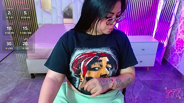 martinna tay online show from July 13, 2026, 3:31 am