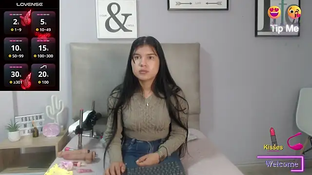 SophiaMeyerst online show from May 13, 2026, 6:16 pm