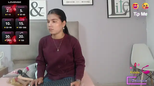 SophiaMeyerst online show from June 30, 2026, 2:40 pm