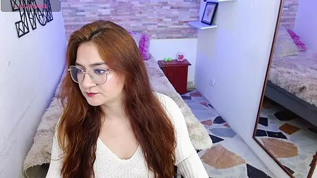 Snapshot of lilyponce_ chatting on April 23, 2026, 7:16 pm lilyponce online show from April 23, 2026, 7:16 pm