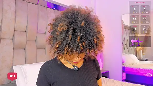  CurlyGirl  online show from July 31, 2026, 3:06 am