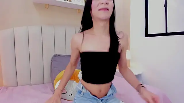 Mia thompson 19 online show from July 23, 2026, 7:01 pm