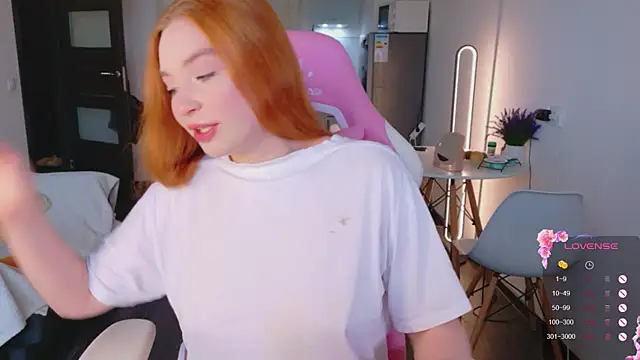 cinnabon girls online show from June 24, 2026, 12:37 pm