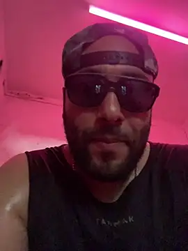 eljefedamino1994 online show from July 16, 2026, 12:33 pm