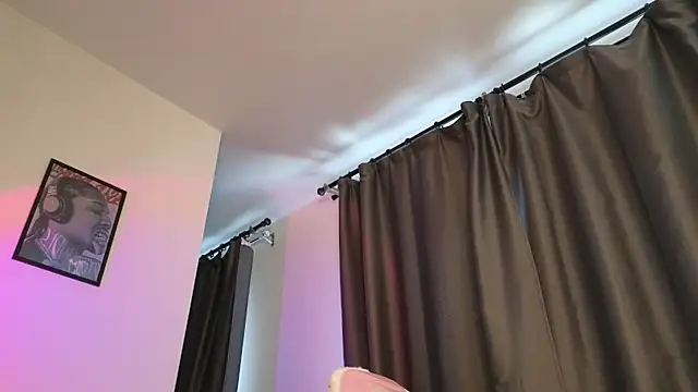  eva queen online show from June 26, 2026, 12:20 pm