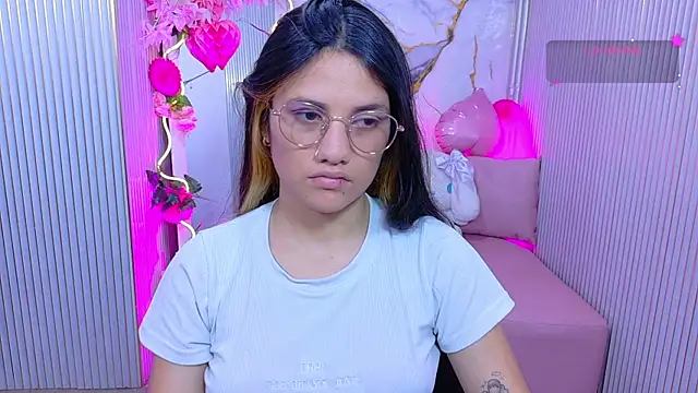 Chiara tay online show from July 24, 2026, 7:12 pm
