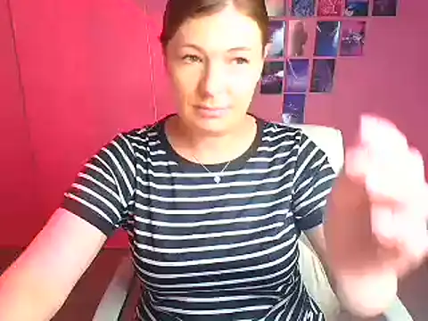 Lissmilf online show from June 25, 2026, 11:37 am
